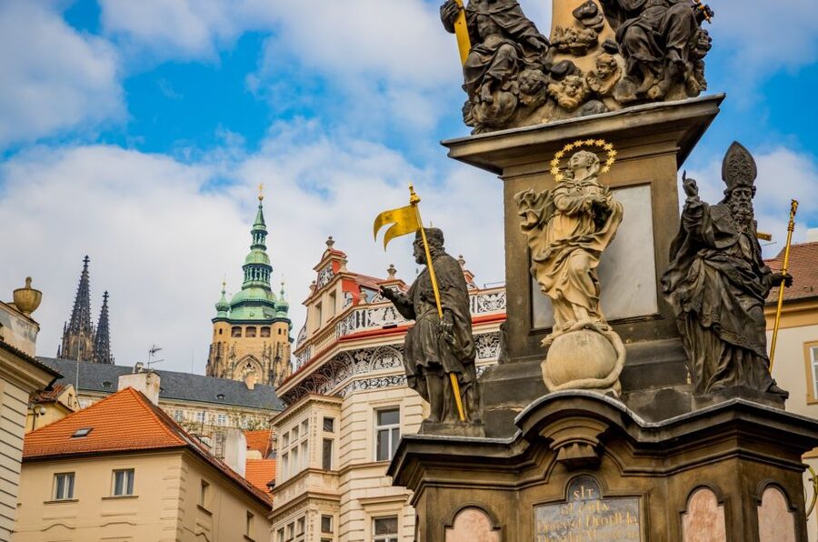 Skip-the-line Lobkowicz Palace Private Tour & Concert - The music archive and its famous manuscripts