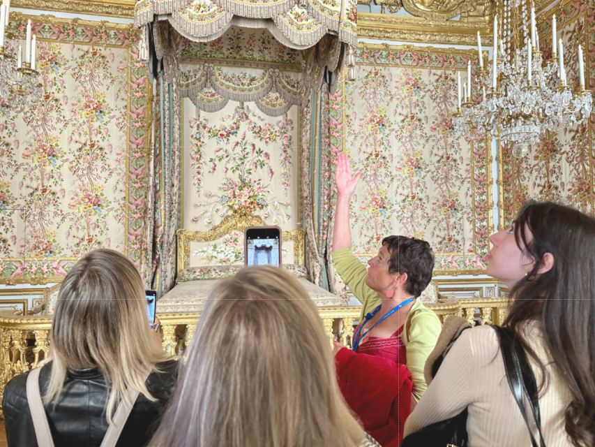 Skip-the-Line Versailles Palace & Garden Tour with Transport - Entering the Palace of Versailles