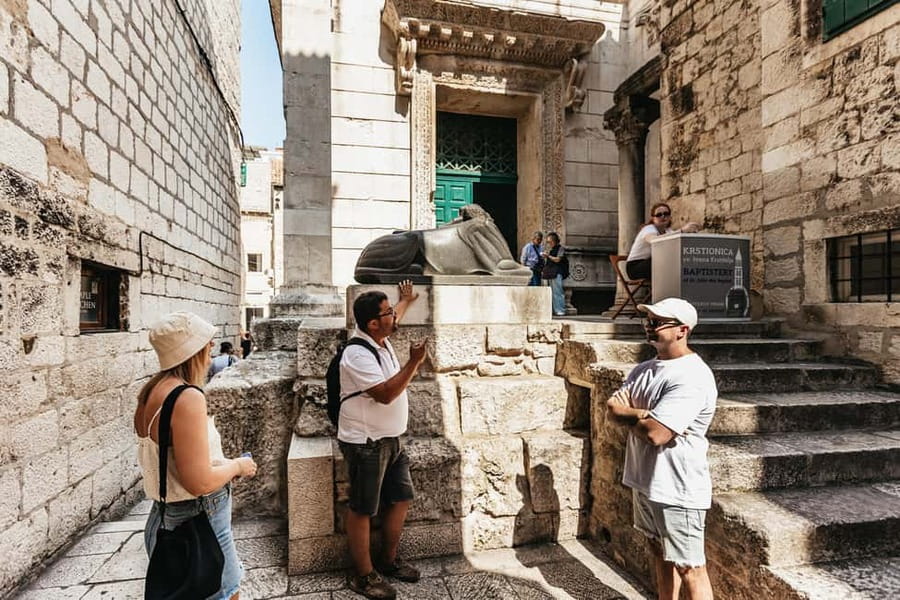 Split: Diocletian Palace & Old Town Guided Walking Tour - Key Points