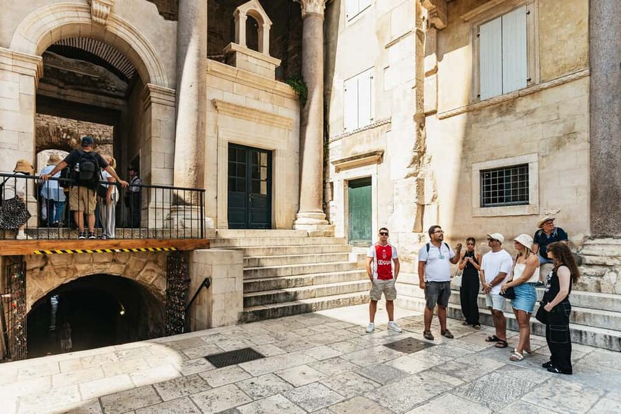 Split: Diocletian Palace & Old Town Guided Walking Tour - The Emperor’s Rooms and Private Observatory