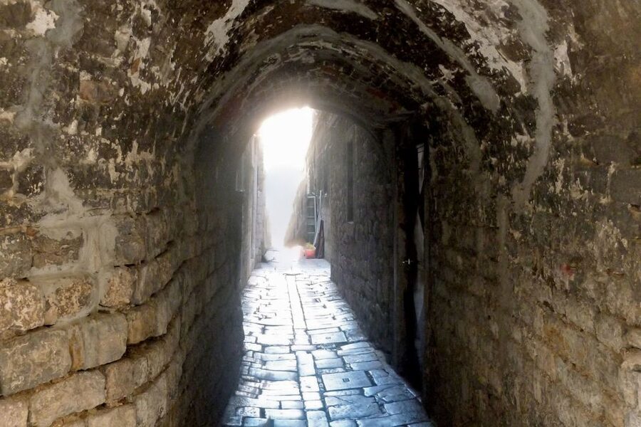 Split: Game of Thrones Tour with Diocletian's Palace Cellar - Who will enjoy this most?