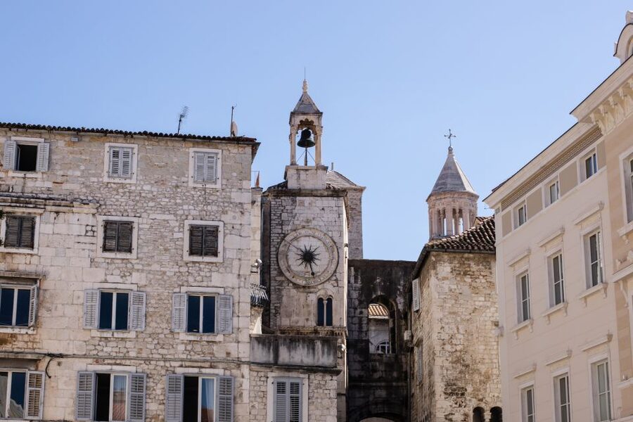 Split: Palace & Old Town Private Walking Tour-Entrance incl. - Jupiter’s Temple and the coffered ceiling