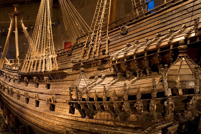 Stockholm Old Town Highlights, Royal Palace, Vasa Museum Tour - Parliament House and Sweden’s modern government