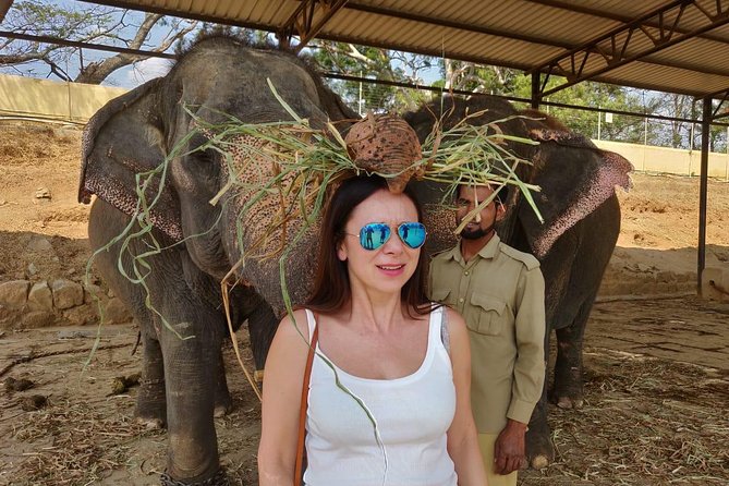 Story of Mysore Silk tour from Bangalore to experience Silk Weaving & Palace - Devaraja Market in 45 Minutes