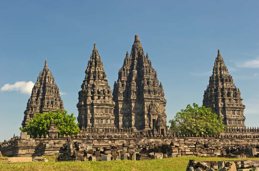 Sultan Palace, Water Castle & Prambanan Temple Guided Tour - What the van time means for your day