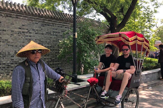 Summer Palace, Hutong Rickshaw, Lama and Confucius Temple Tour - Hutong rickshaw ride: old Beijing at street level