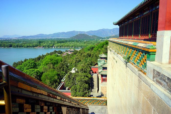Summer Palace Private Tour with Public Transport&Optional Extras - Kunming Lake, the Seventeen-Arch Bridge, and Marble Boat