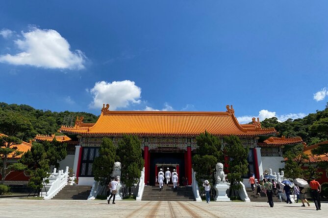Taipei City Morning Tour with National Palace Museum entry - Timing, walking, and practical details