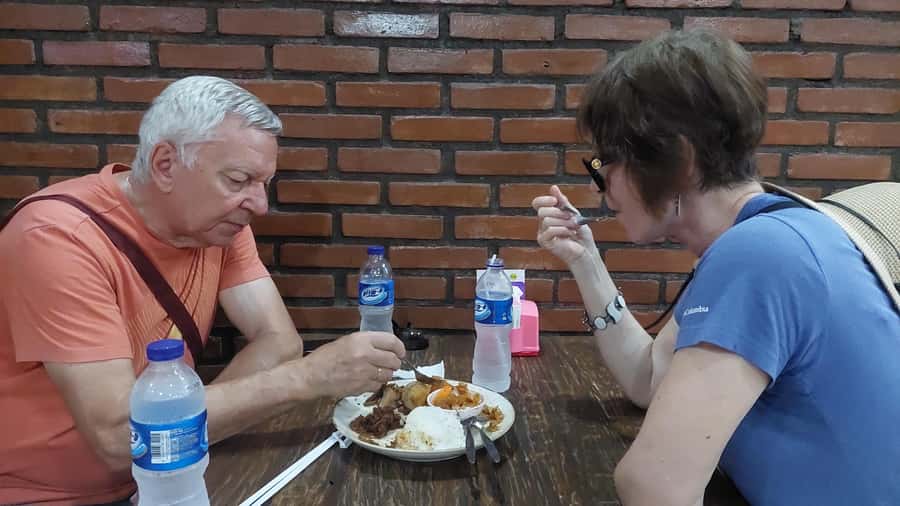 Taman sari water castle, sultan palace & local food tasting - How the private format shapes the visit