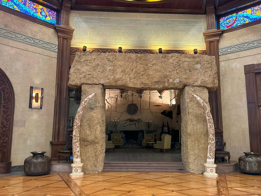 Tbilisi: Ritual Palace & Vintage Car Museum - Why This Palace Is One of Tbilisi’s Oddest Attractions