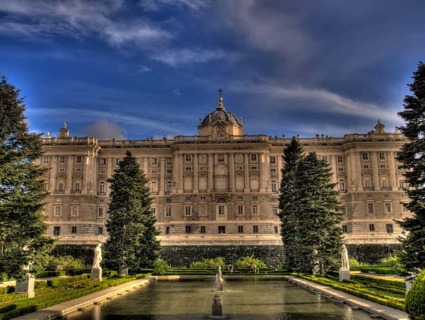 The Most Complete Tour of Madrid: Austrias, Cathedral, Palace - Local Guides - Cuchilleros Arch, Casa Botín, and Mercado de San Miguel