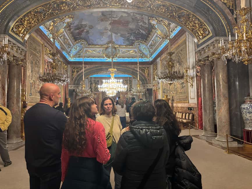 The Royal Palace of Madrid: Small Group Guided Tour - Key points at a glance