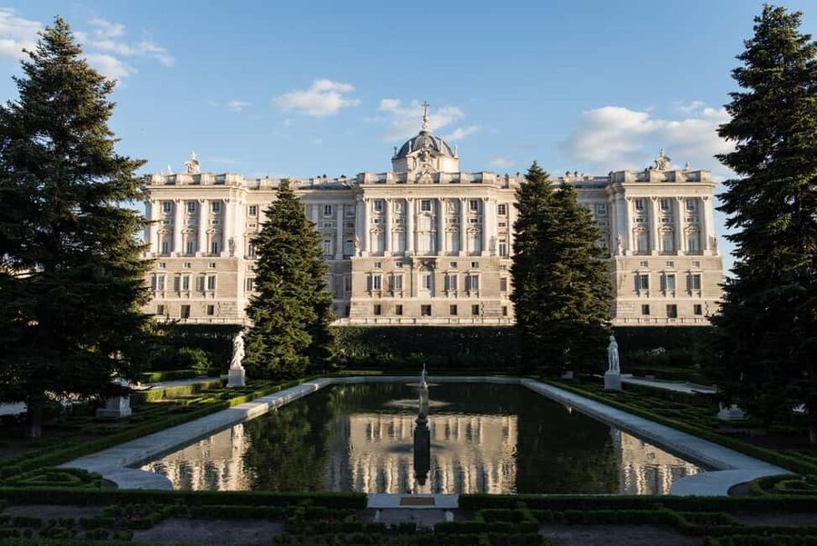 The Royal Palace of Madrid: Small Group Guided Tour - Entering the Royal Palace with a small group