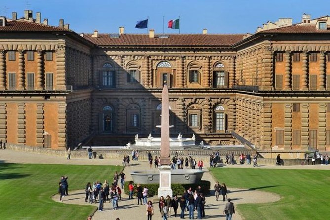 Timed entrance ticket to Palazzo Pitti - Adding the Boboli Gardens