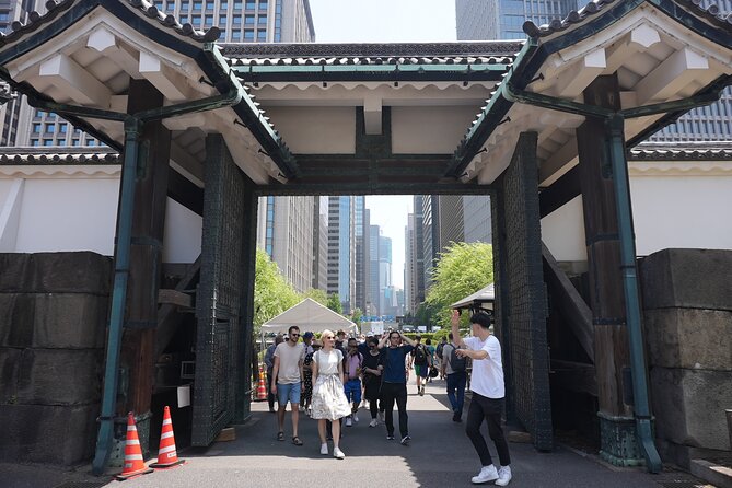 Tokyo: Imperial Palace and Shogun Historical Walking Tour - Should you book the Imperial Palace walking tour?