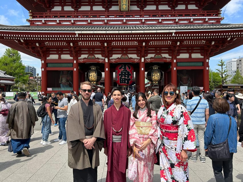 Tokyo: Imperial Palace and Shogun Walking Tour - The Imperial Palace grounds and the shift from shogun to emperor