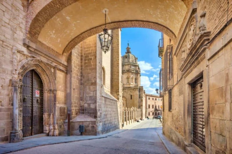 Toledo al Completo con Patio-Casa Palacio ⭐⭐⭐⭐⭐ - The patio of Casa Rodrigo de la Fuente