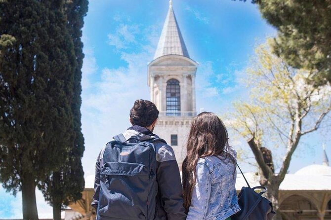 Topkapi Palace and Harem Museum Ticket with Audio Guide - The courtyards reveal the public face of Ottoman power