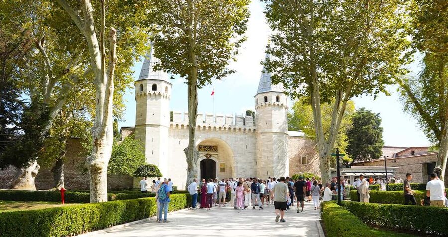 Topkapi Palace Complete Tour: Harem & Hagia Irene Included - Who will get the most from this visit?
