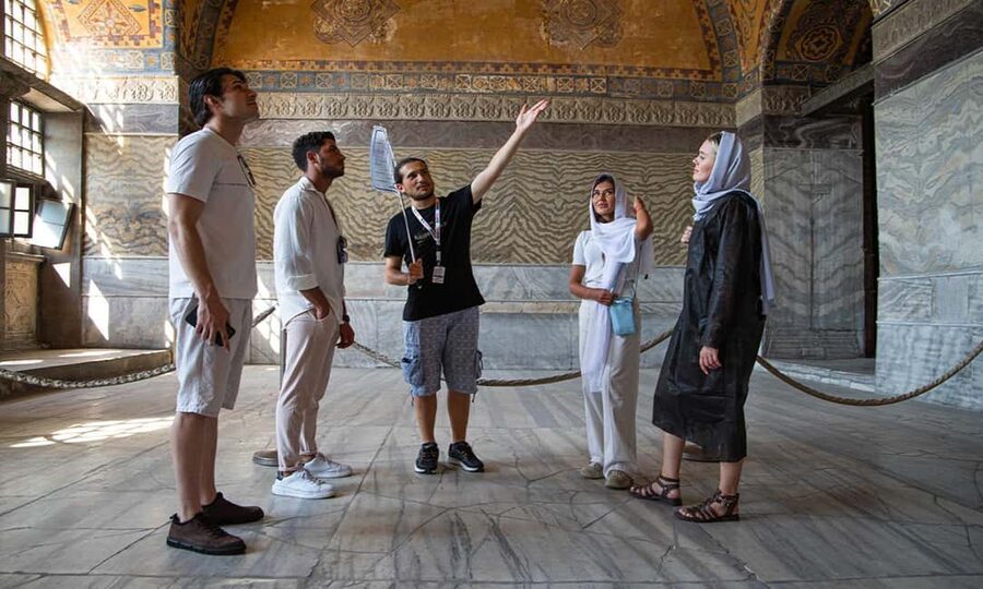 Topkapi Palace & Hagia Sophia Tickets + Audio Guide - Seeing Hagia Sophia on your own schedule
