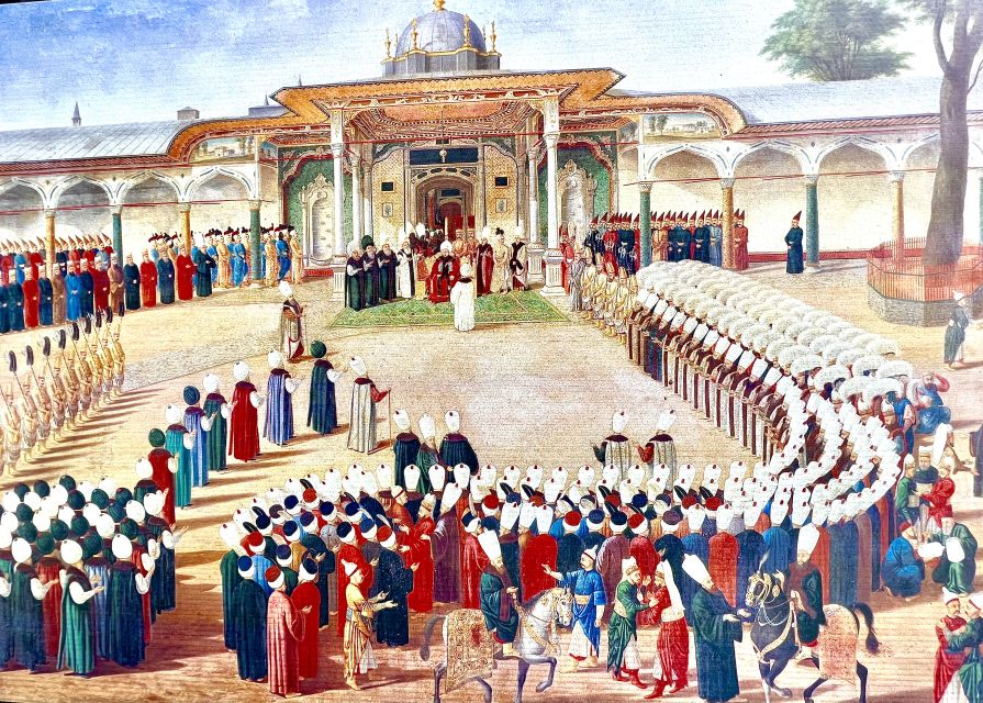 Topkapi Palace&Harem-Guided Tour-Skip lines- All tickets inc - The first courtyard: service, power, and ceremony