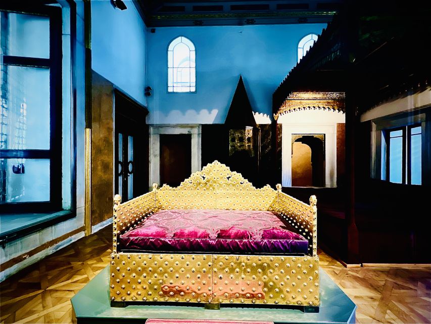 Topkapi Palace&Harem-Guided Tour-Skip lines- All tickets inc - The fourth courtyard and the best views