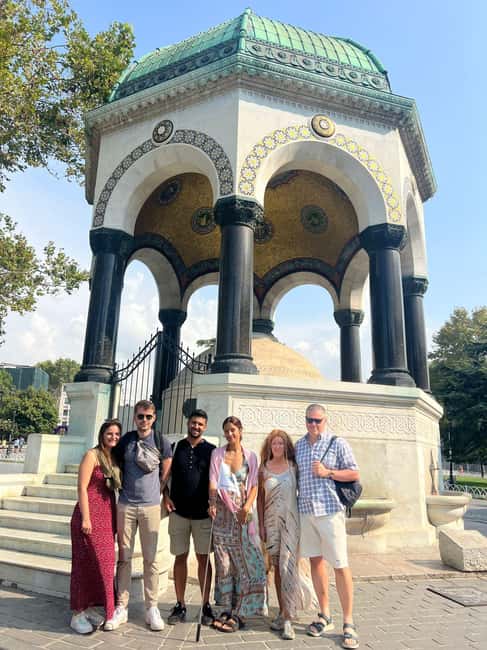 Topkapi Palace & Harem, Skip-the-Line SMALL GROUP - The pace and personality of the guides