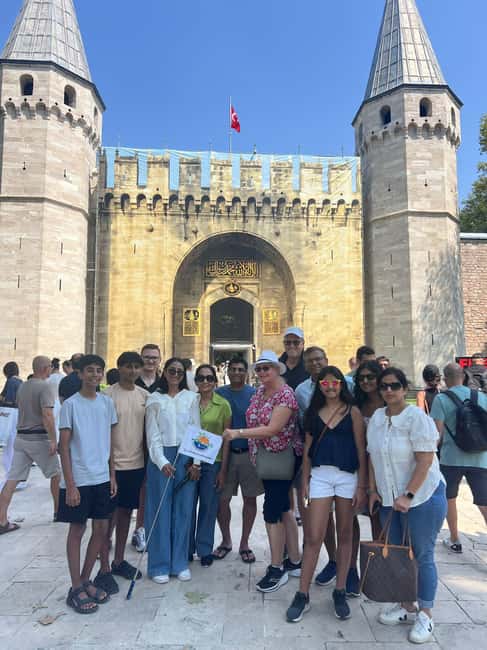 Topkapi Palace & Harem, Skip-the-Line SMALL GROUP - Meeting near Mimar Mehmetağa Street