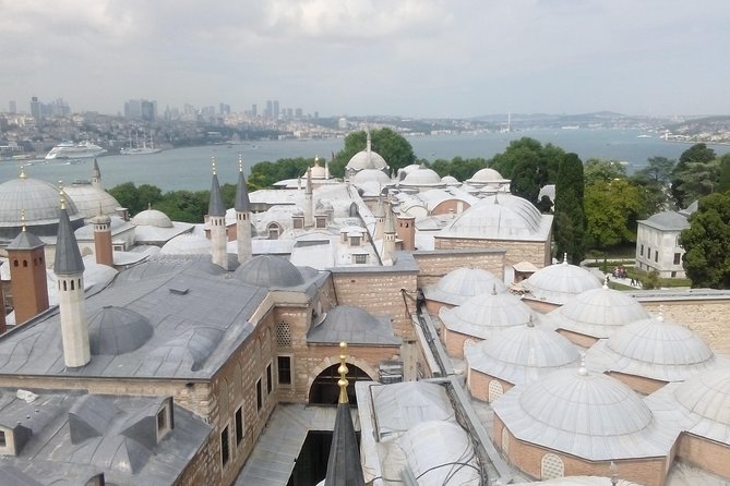 Topkapi Palace Harem Ticket & Tour-Prepay & Balance at meeting - Exploring the Harem for up to two hours