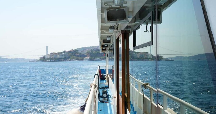Topkapi Palace & Harem Tour + Bosphorus & Golden Horn Cruise - Why this land-and-sea combination works