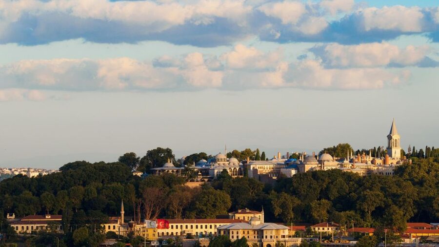 Topkapi Palace Tour: Scenes of the Ottoman Empire - Why Topkapi Palace works best with a guide