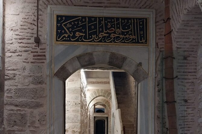 Topkapi Palace with Harem Walking Tour with Guide - The Harem: the most valuable extra stop