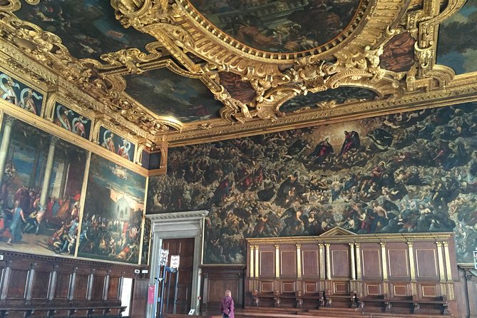 Tour of Venice in Doge's Palace and St Mark's Basilica - Is the tour accessible and easy physically?