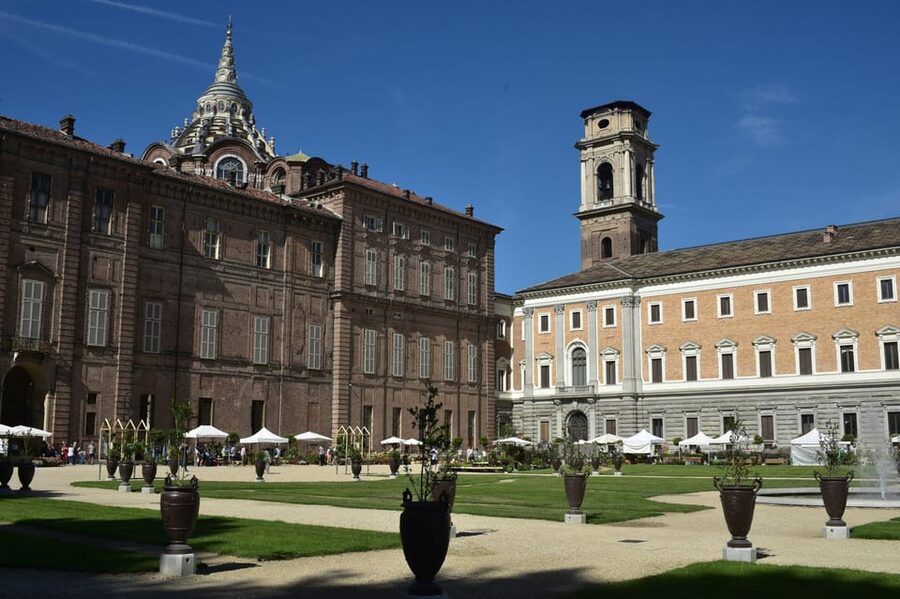 Turin: Entrance ticket for Palazzo Reale & audioguide - Starting with the Piano Nobile