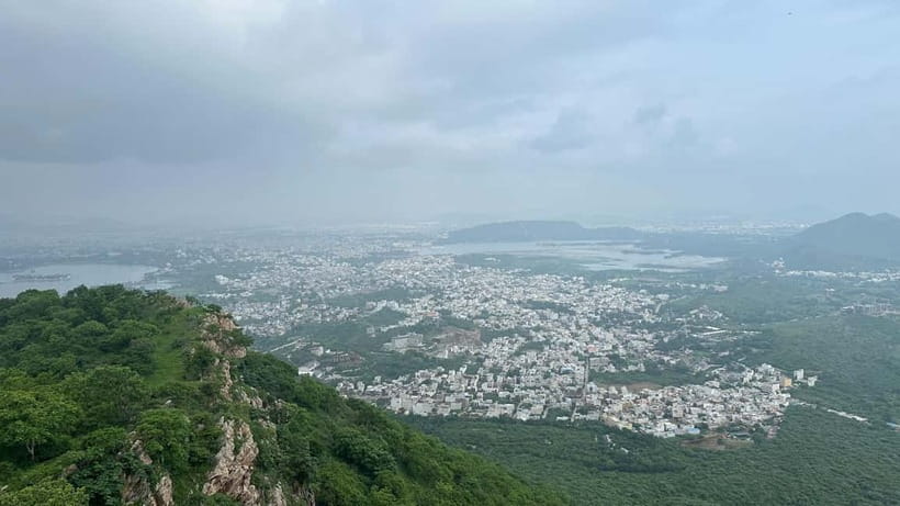 Udaipur: Sajjangarh Monsoon Palace Day Trip with Tickets - Should You Book the Monsoon Palace Trip?