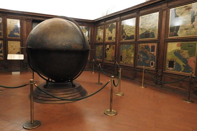 Uffizi and Palazzo Vecchio Combo Private Tour - One hour in Palazzo Vecchio