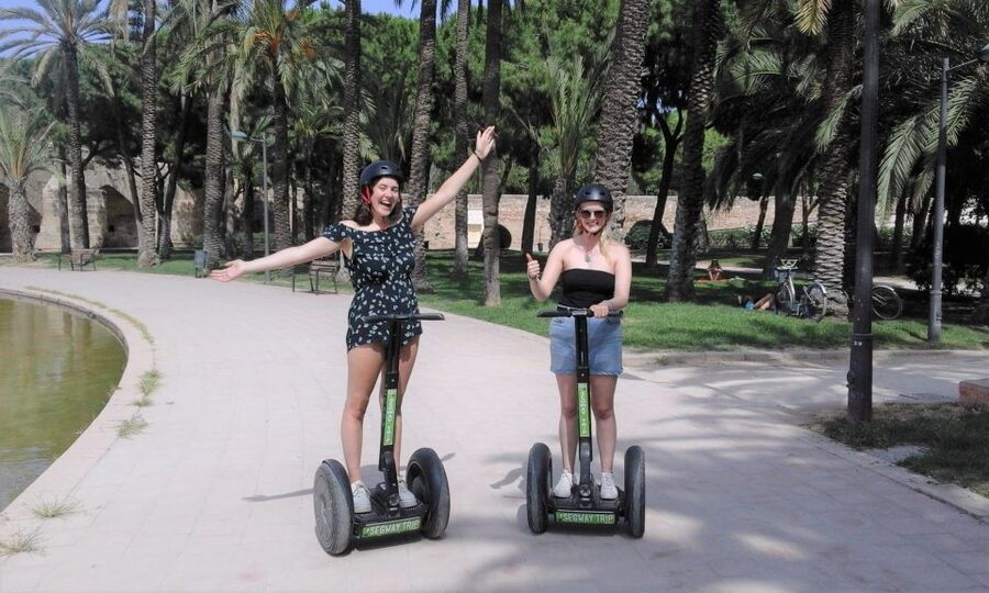 Valencia: Garden & Palace Music Segway Tour - The best fit for families and first-time riders