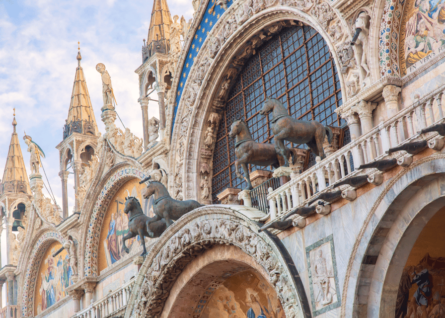 Venice: Basilica and Doge's Palace Priority Ticket and Tour - Audio guide, app, and real-world reliability