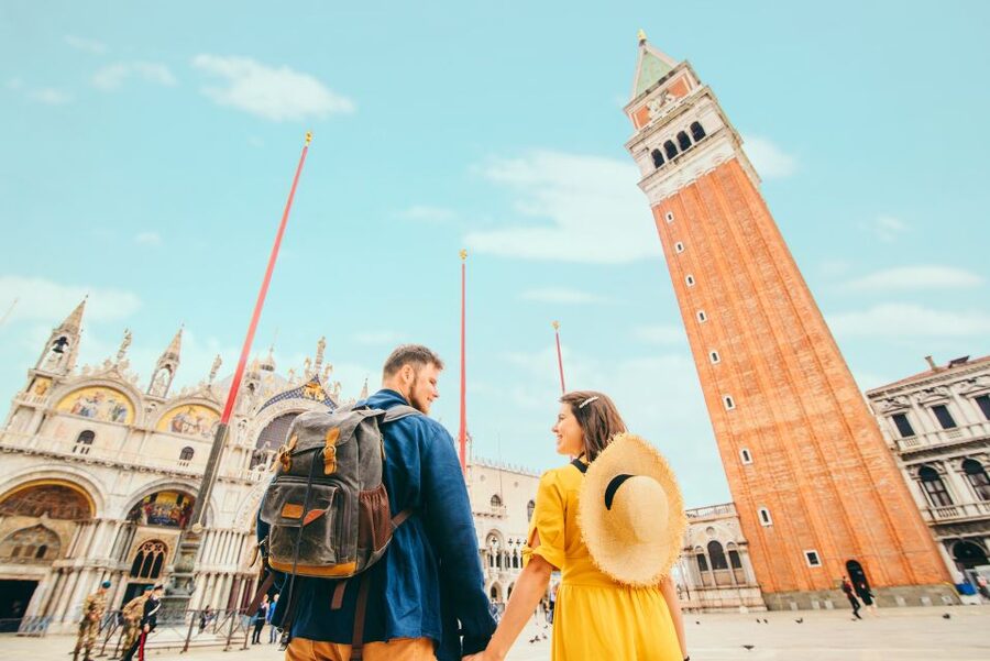 Venice: Basilica and Doge's Palace Tour with Gondola Ride - Why this combination works in Venice