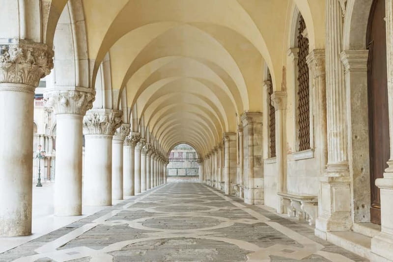 Venice: City Pass with Museums including Doge's Palace - Ca’ Rezzonico and Ca’ Pesaro along the Grand Canal