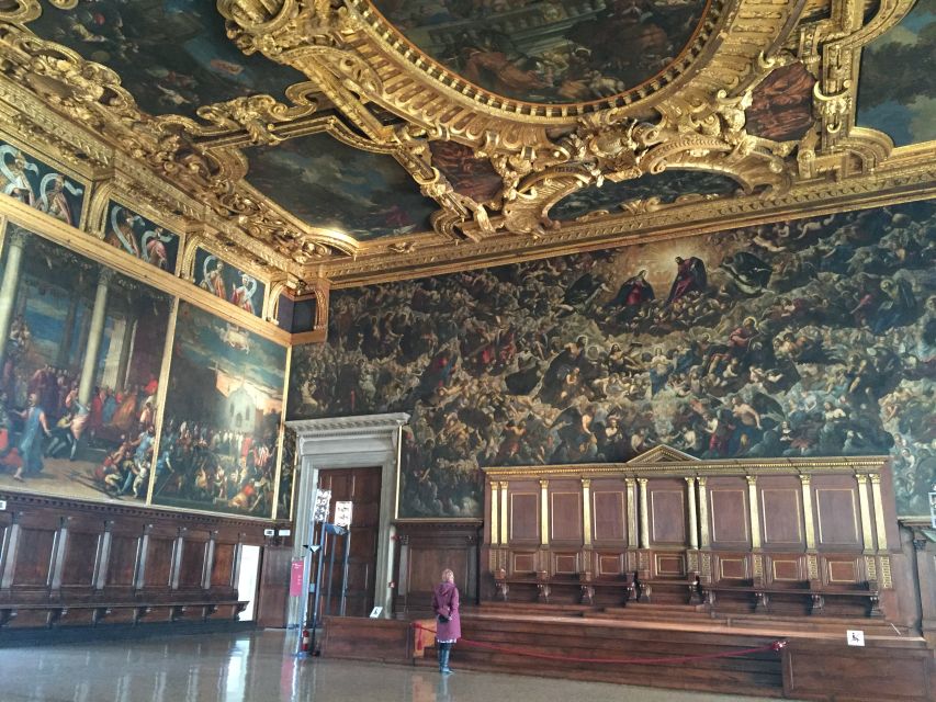 Venice: Doge's Palace and Basilica Tour with Gondola Ride - Price, pace, and what the package really covers