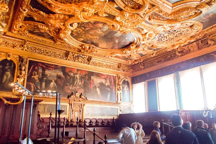 Venice: Doge's Palace and St. Mark's Basilica Tour - How the timing and group experience feel