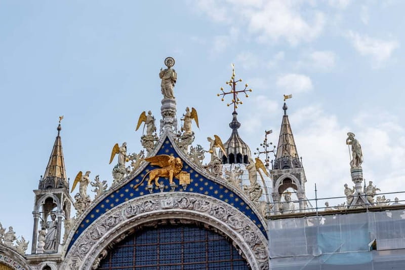 Venice: Doge's Palace and St Mark's Basilica Walking Tour - The terrace view and museum option