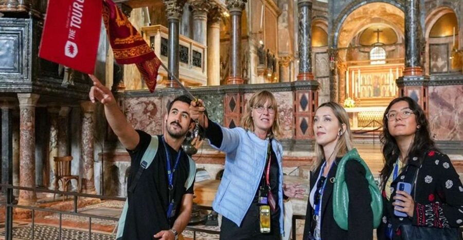 Venice: Doge's Palace and St Mark's Tour with Gondola Ride - St Mark’s Basilica, gold mosaics, and a strict dress code