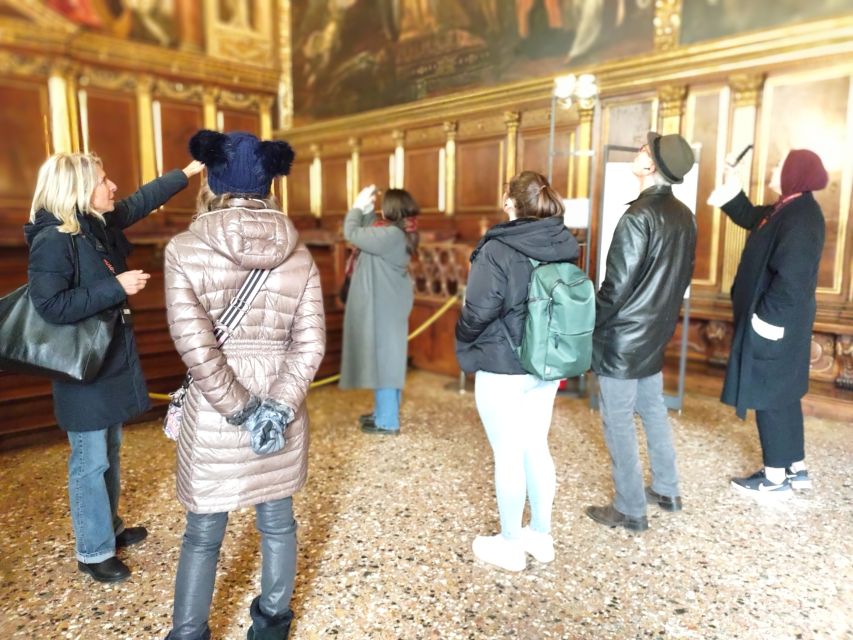 Venice: Doge's Palace Guided Tour with Optional Gondola Ride - What to do with the Correr Museum ticket