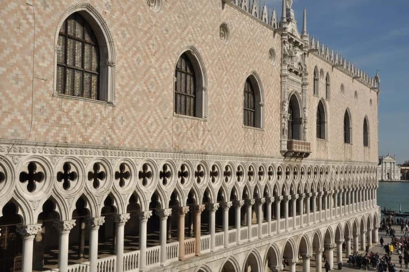 Venice Doge's Palace & Prisons Tour - Golden halls and Renaissance painting