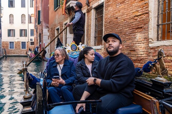 Venice in A Day: St Mark's Basilica, Doge's Palace & Gondola Ride - The guides make or break the experience