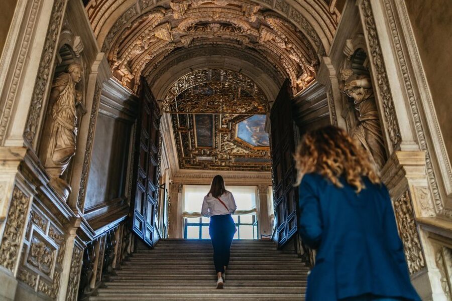Venice: Private Entry Doge Palace & St. Mark Terraces Tour - What the group size is really like