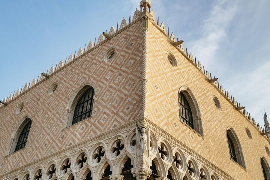 Venice: Private Entry Doge Palace & St. Mark Terraces Tour - Who should book this morning tour?