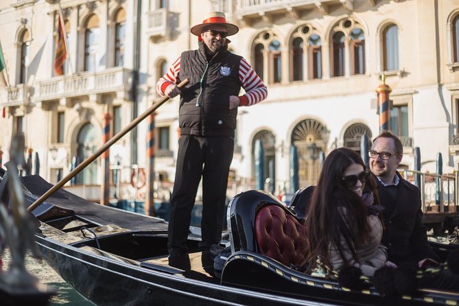Venice's Icons: Basilica, Doge Palace, Rialto & Optional Gondola - The VR presentation and the extra inclusions